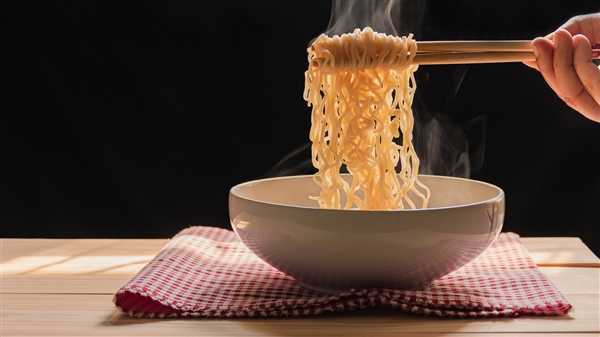 牛肉面馆一碗“管饱面”全网爆火:有人跨省来吃面